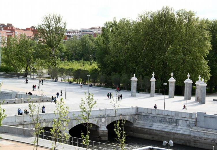 fotos-madrid-rio-puente-rey-007