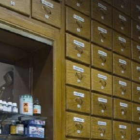 El Encanto de la Droguería&nbsp;Riesgo