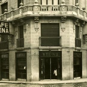 El Café Viena: Un Icono Cultural de Madrid que Perdura en el&nbsp;Tiempo