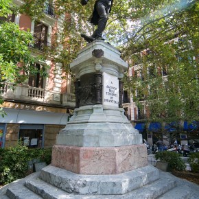 SE INAUGURA LA ESTATUA DEL TENIENTE&nbsp;RUIZ